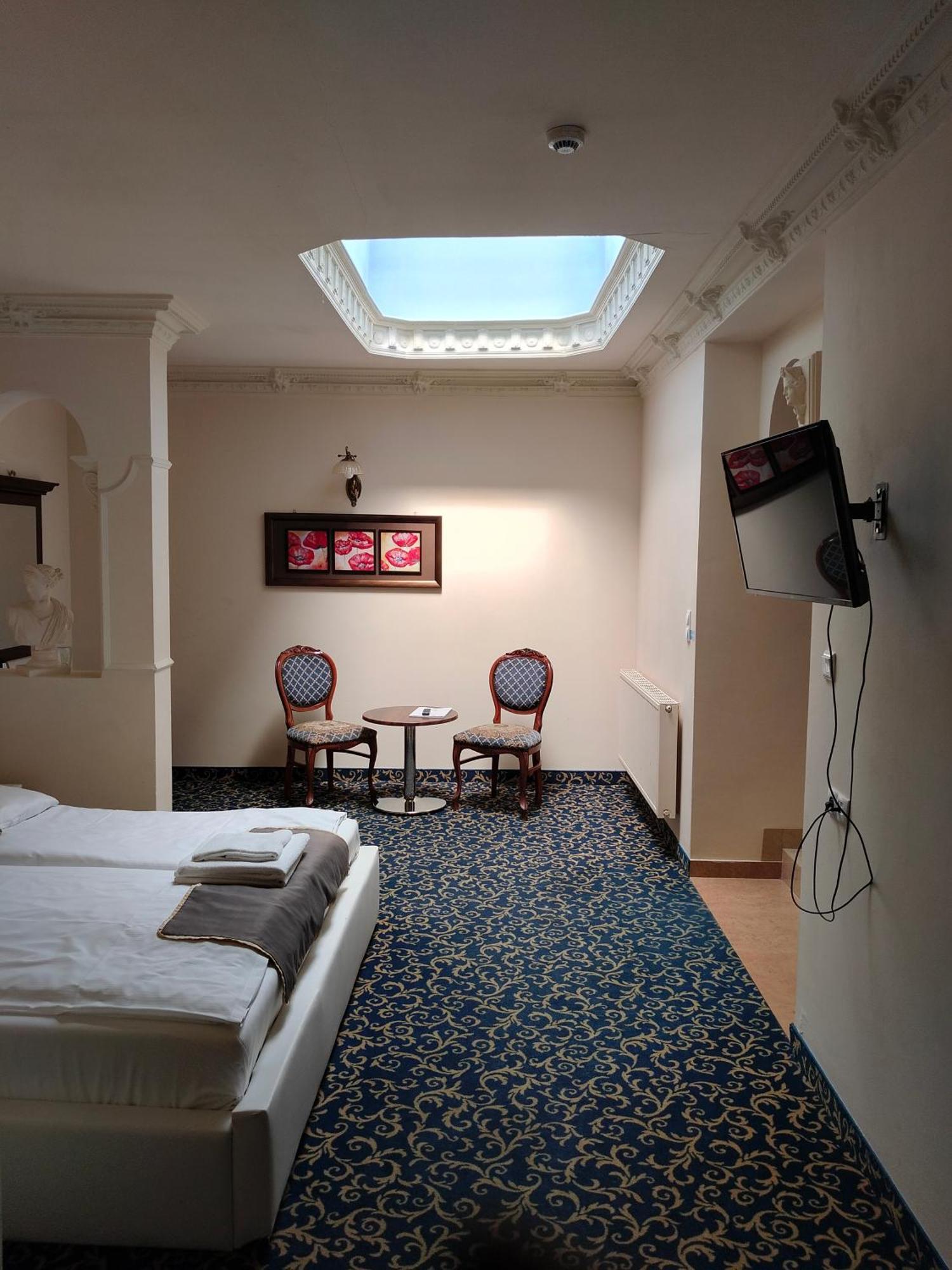 Hotel Venecia Palace Michałowice Esterno foto