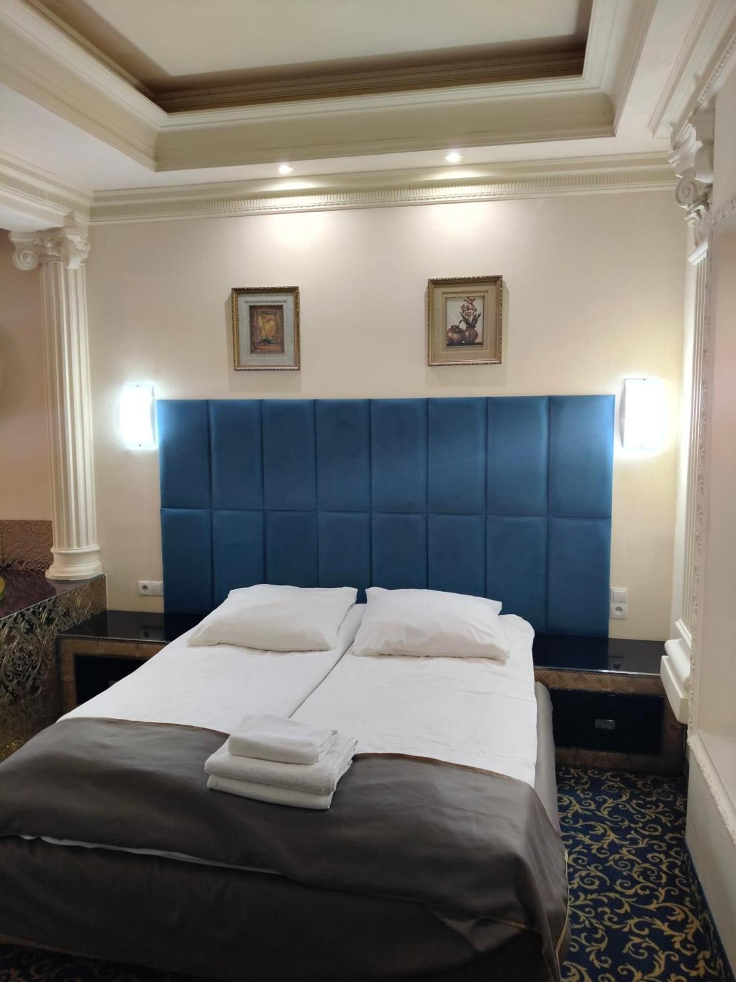 Hotel Venecia Palace Michałowice Esterno foto
