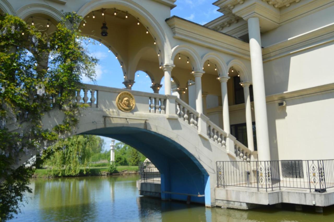 Hotel Venecia Palace Michałowice Esterno foto